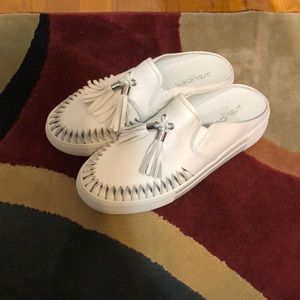 All white J/Slides